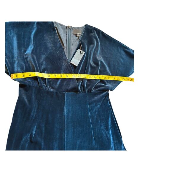 NWT Luna Greylin Velvet Jumpsuit - Size L - Picture 6 of 11